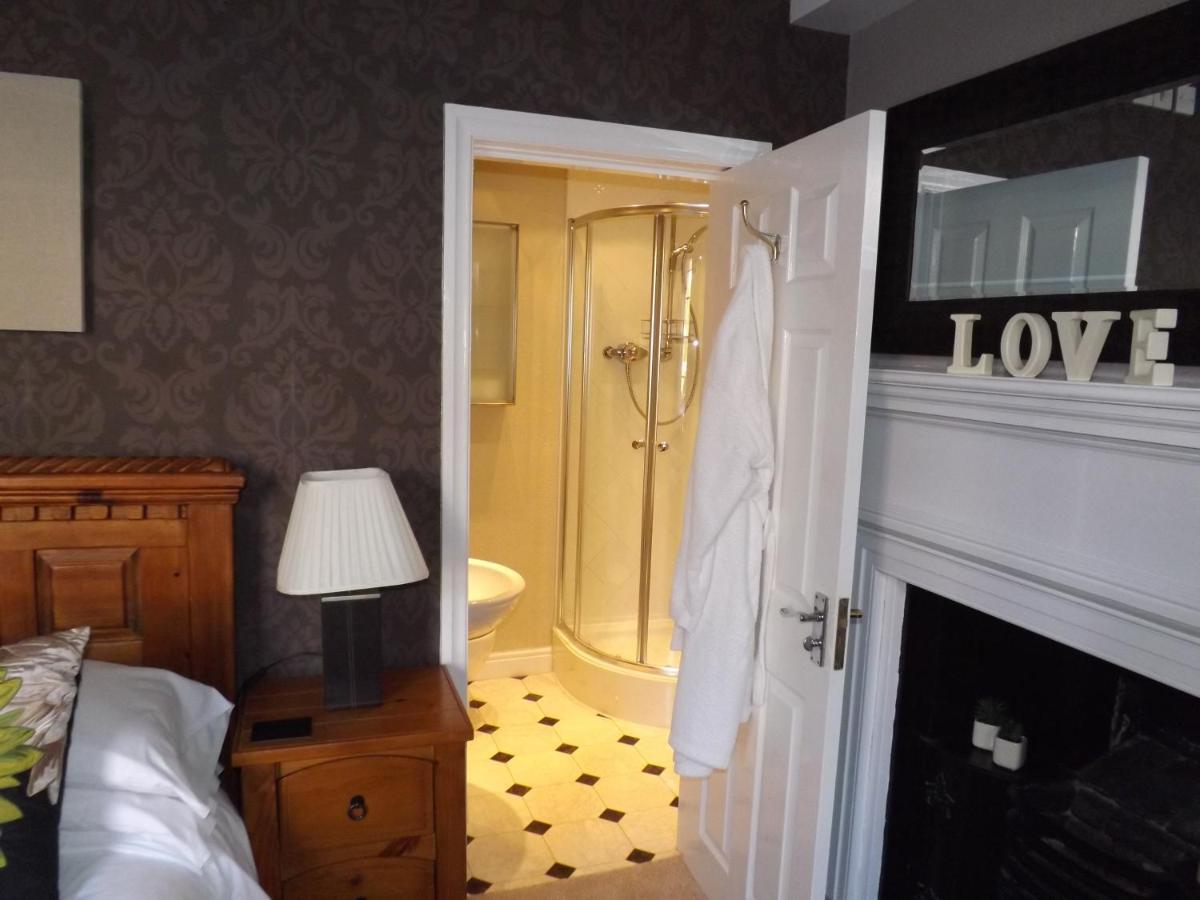 White Linen Whitby, Room Only Eksteriør bilde